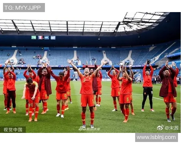 常熟足球球迷热情高涨共同见证球队辉煌时刻与未来发展之路